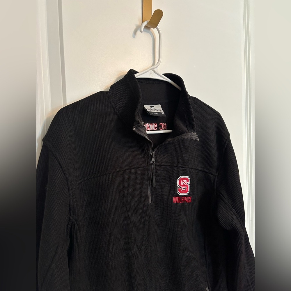 Colosseum | Black Half-Zip Pullover | NC STATE - Picture 3 of 8